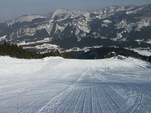 立山山麓滑雪場