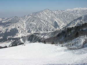 立山山麓滑雪場